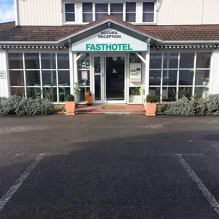 Fasthotel * Plaisir